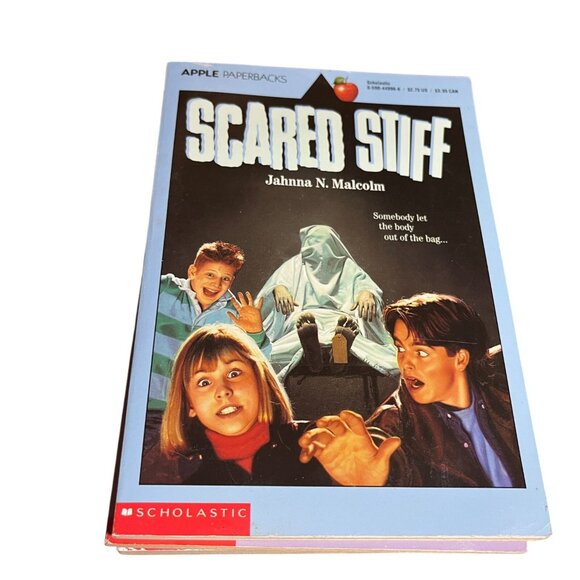 Lot 17 Vintage Apple Fiction Paperback Novels Ghost Horror Scary Mystery Books - Picture 13 of 16